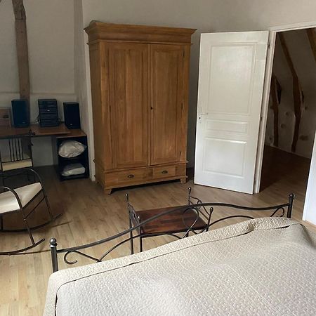 Gites Chateau Le Bois Saint-Julien-aux-Bois Eksteriør billede