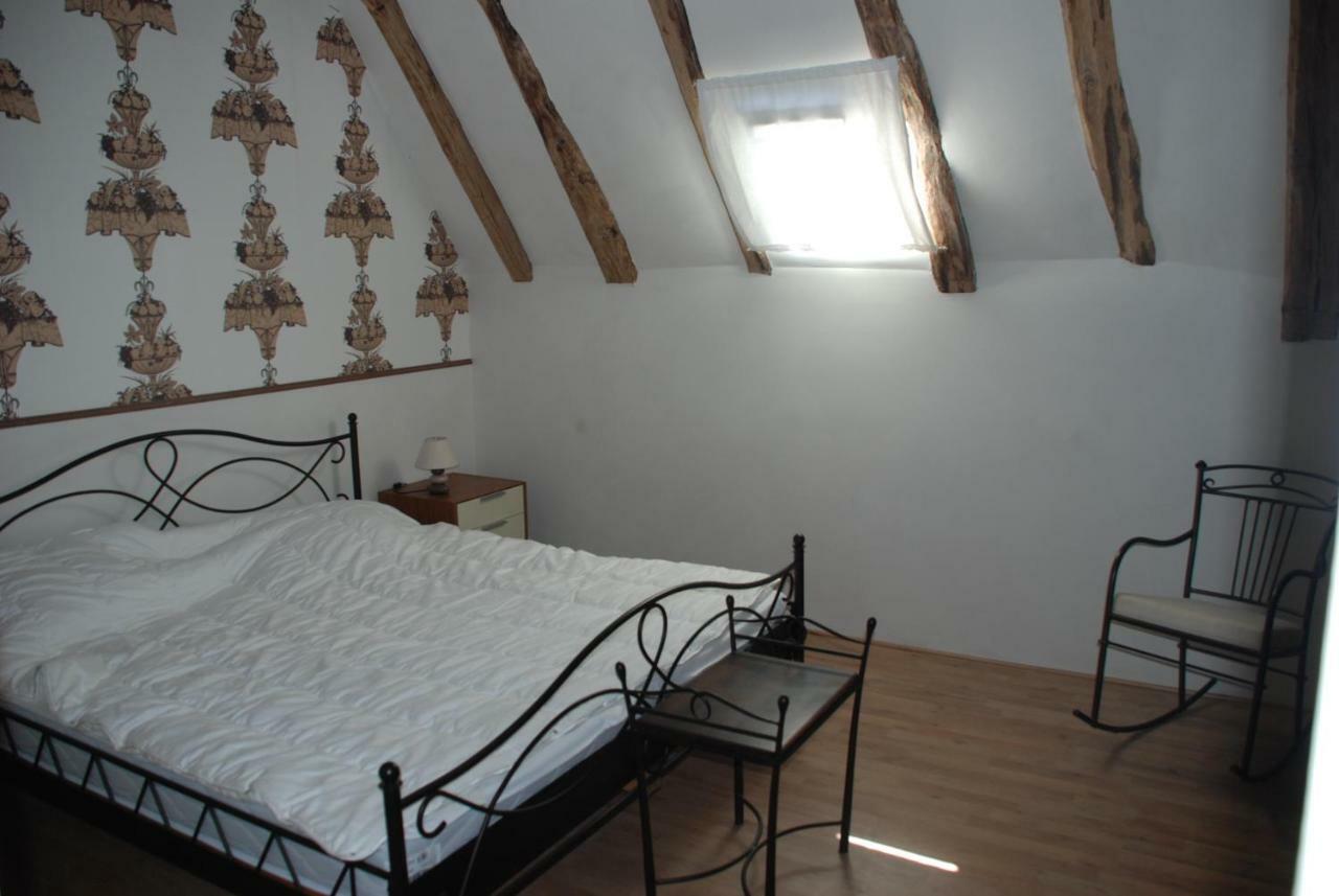 Gites Chateau Le Bois Saint-Julien-aux-Bois Eksteriør billede